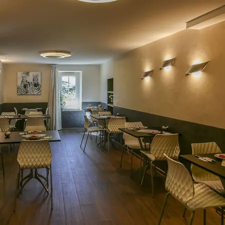 Les Olivades Hotel